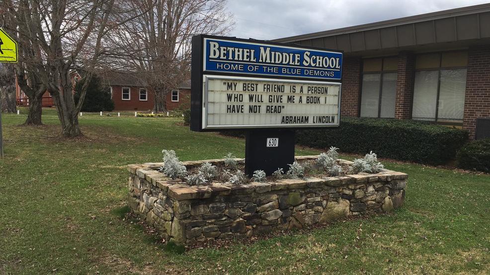 Officials ban cellphones at Bethel Middle School WLOS