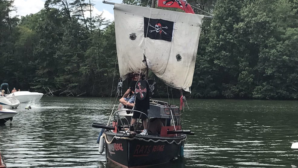 Pirates take on the waters at Smith Mountain Lake WSET