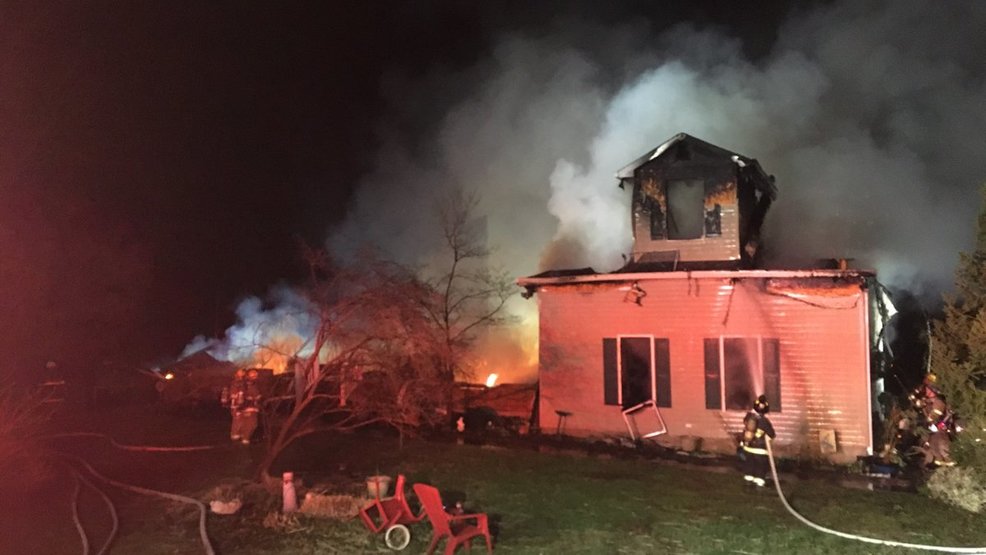 Massive Anne Arundel County fire displaces 3, 1 child and 3 dogs WBFF