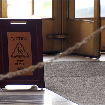 Oregon Pays 129 A Pop For Wet Floor Signs At Capitol Kpic Oregon Pays 129 A Pop For Wet Floor