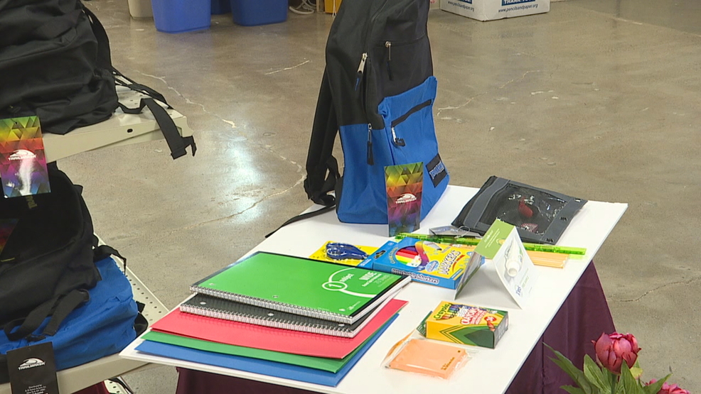Students In Rochester Get 1 000 Donated Backpacks For School Wham Tom S Of Maine Teamed Up With The Kids In Need Foundation To Donate 1 000 Backpacks Full School Supplies Students Rochester Area Wham Photo