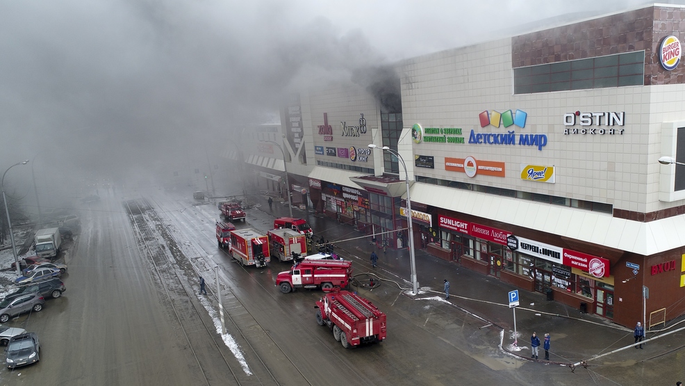 Î‘Ï€Î¿Ï„Î­Î»ÎµÏƒÎ¼Î± ÎµÎ¹ÎºÏŒÎ½Î±Ï‚ Î³Î¹Î± Siberian shopping mall blaze kills 64, leaves several children missing