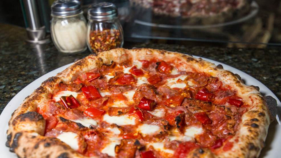 Joe's Pizza Napoli Bakes Authentic Italian Pies on the East Side