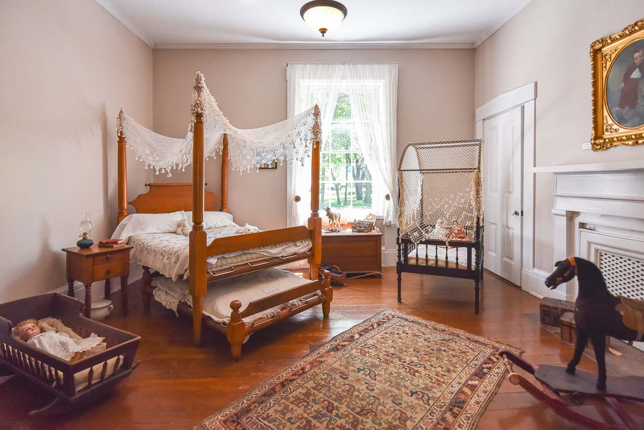 Tour The Glendower Mansion, An 1840s Era Historic Property In Lebanon