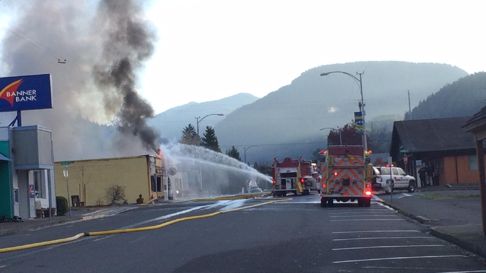 Fire Damages 3 Businesses In Oakridge Kval