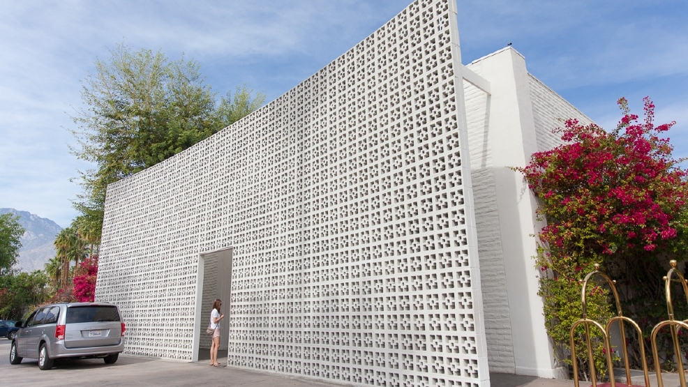 Two Deluxe Palm Springs Hotels Two Completely Different Vibes Seattle Refined