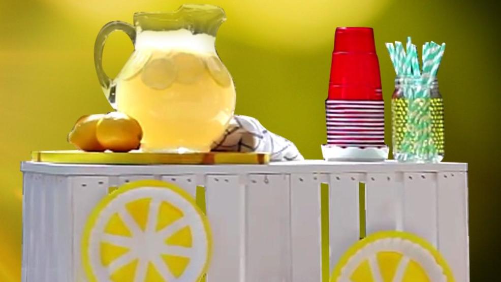rustic lemonade stand for kids
