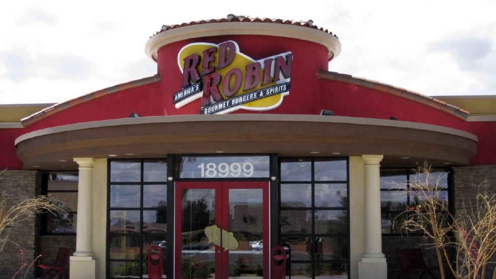 red robin offering free chicken burger to people with christmas like names weyi - Is Red Robin Open On Christmas red robin offering free chicken burger to people with christmas like names weyi - Is Red Robin Open On Christmas