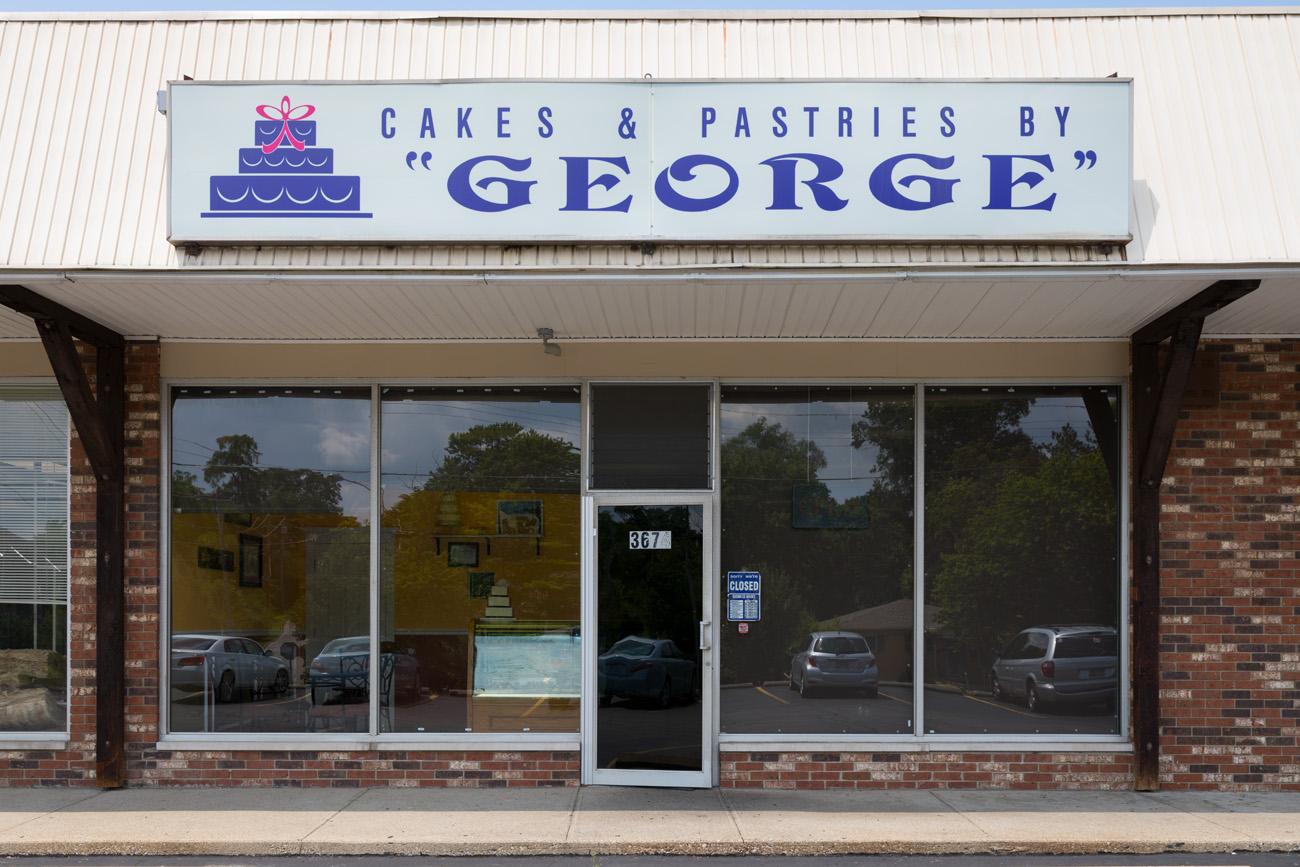 A Covedale Baker Uses a 19th Century Recipe to Make Cupcakes