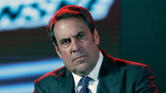 Detroit IndyCar race delayed after GM executive crashes pace car