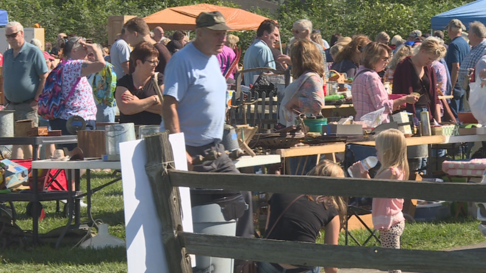 Sioux City's biggest swap meet brings more than a thousand people KMEG