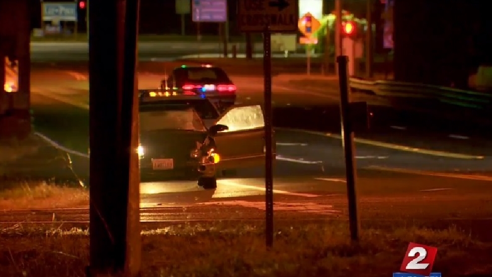 Person struck, killed by car along Interstate 5 near Ridgefield KATU