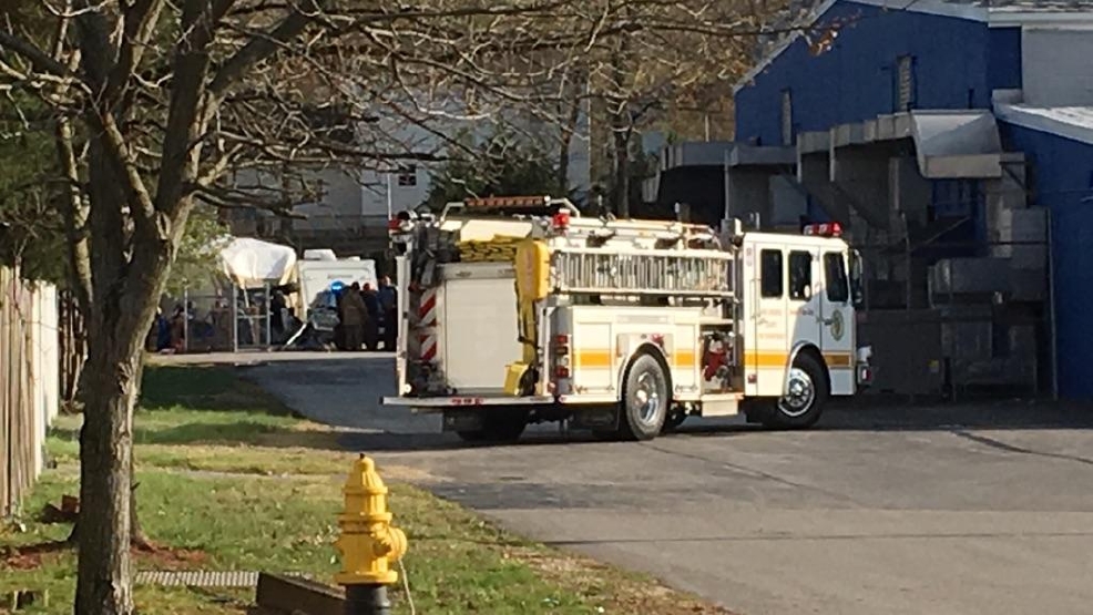 Man dies in singlevehicle crash in Brooklyn Park parking lot Friday WBFF