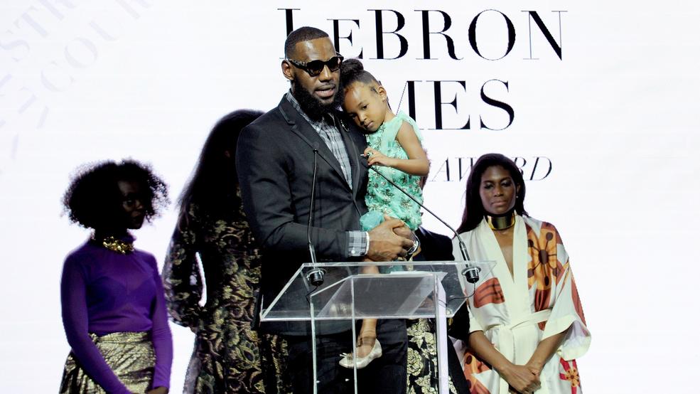 lebron james shoes 211